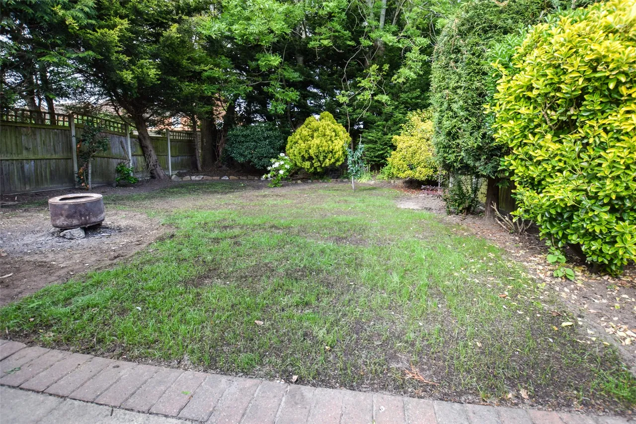 Beta Road, Farnborough, Hampshire, GU14 8PH, photo 3