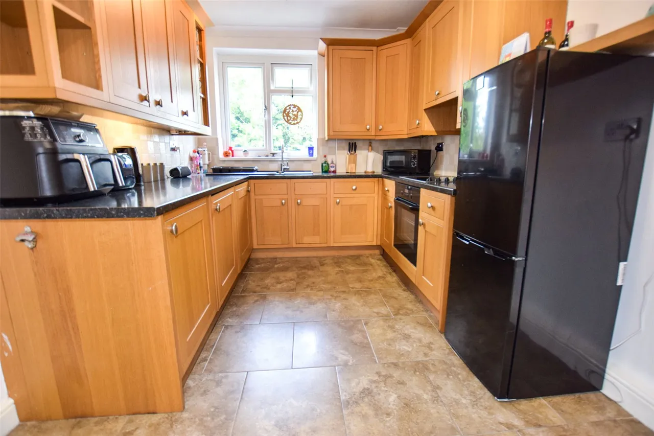Beta Road, Farnborough, Hampshire, GU14 8PH, photo 11