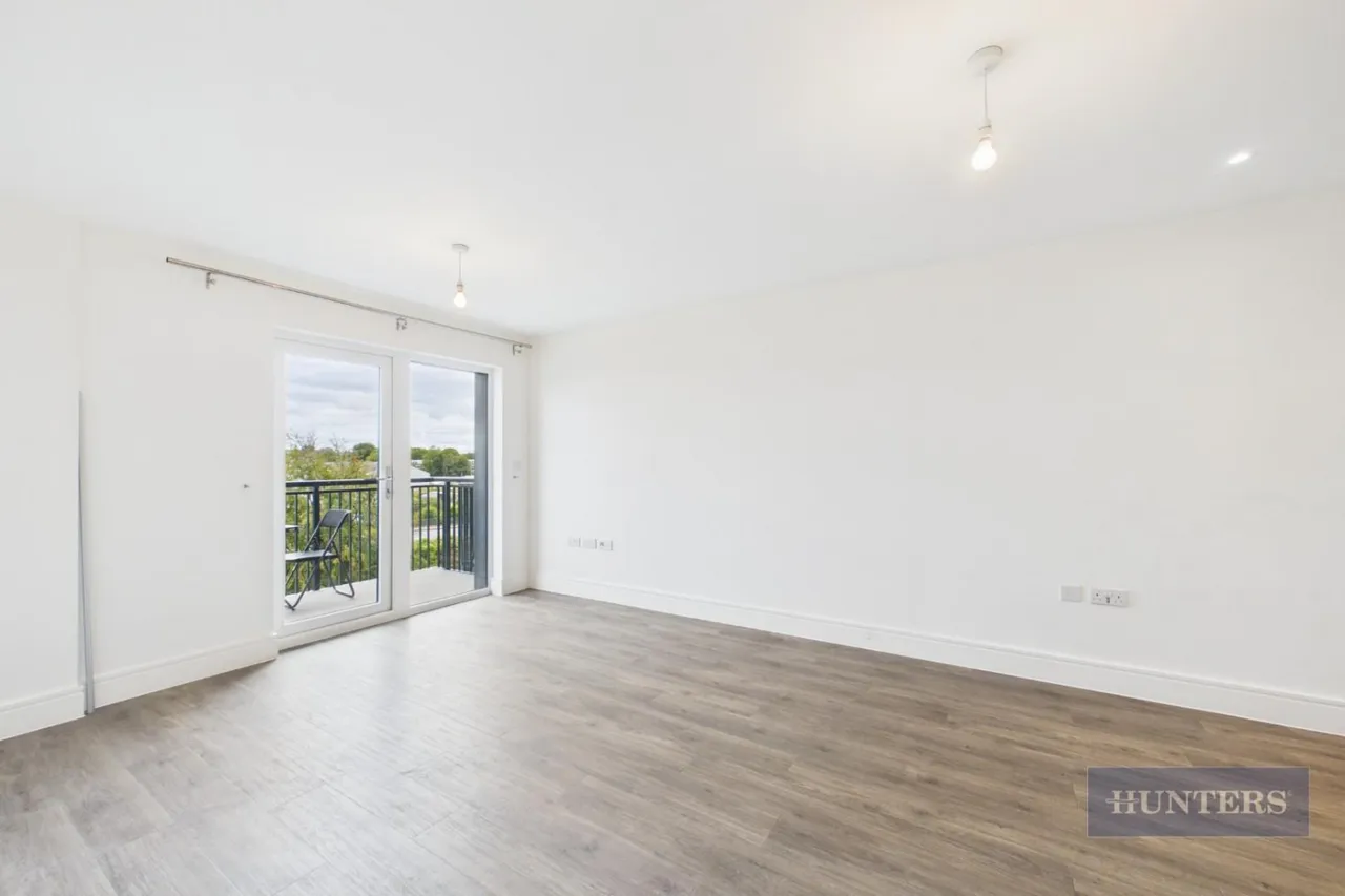Meridian Way, Southampton, photo 3