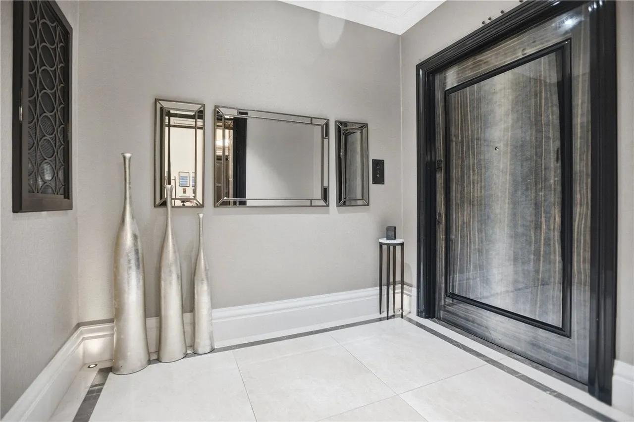 3 bed flat to rent — Whitehall Place, London, SW1A