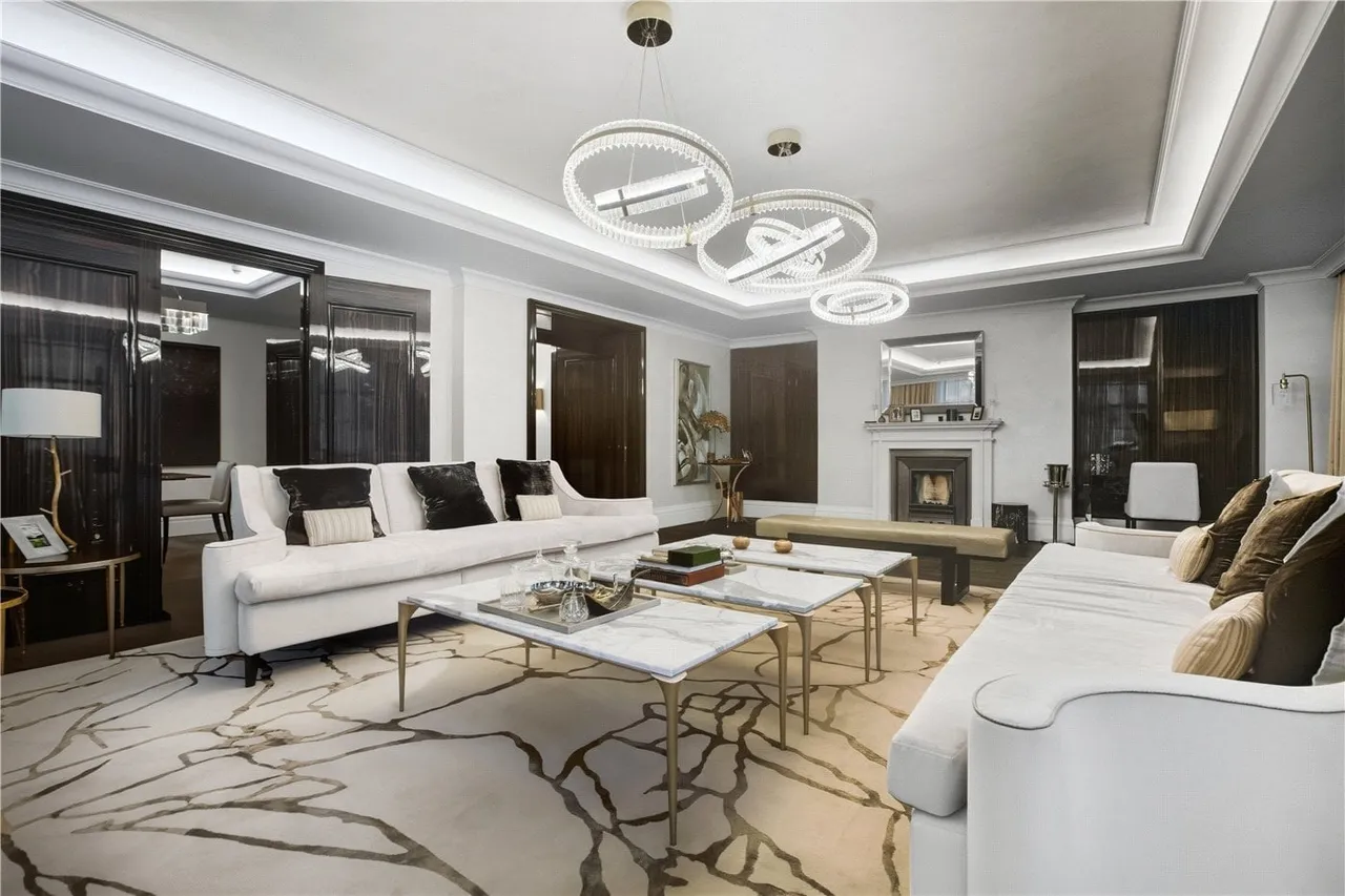 Whitehall Place, London, SW1A, photo 11