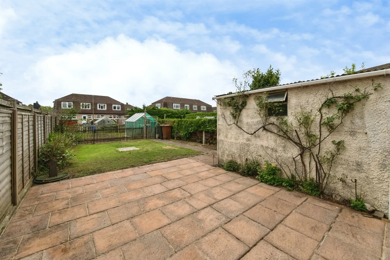 Queensway, Tiverton, photo 7