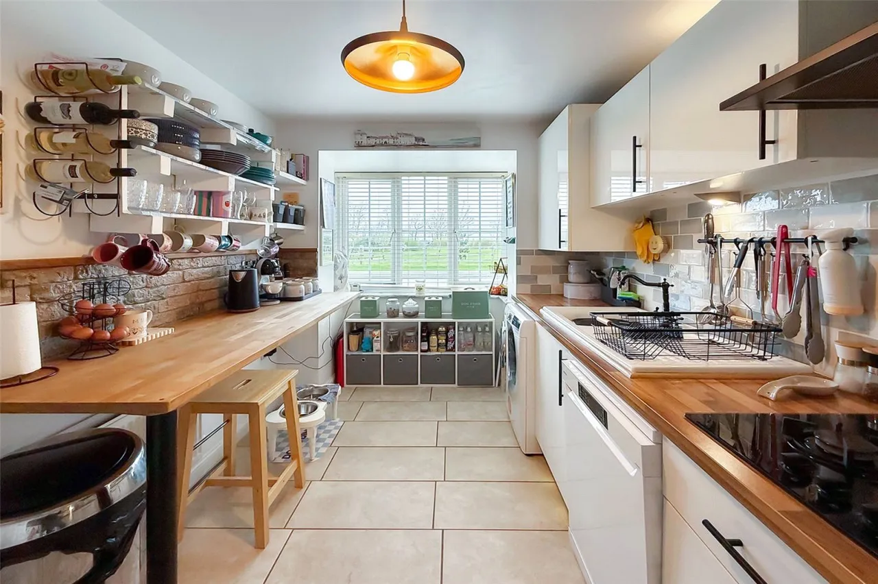 Littlehampton, BN17, photo 8