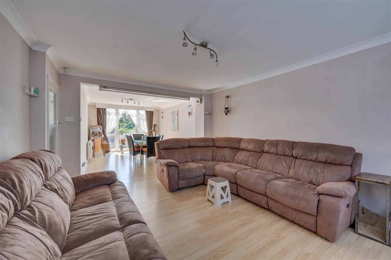 Ballogie Avenue, Neasden, NW10, photo 4