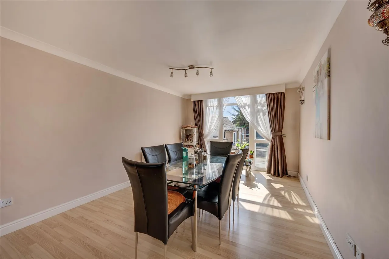 Ballogie Avenue, Neasden, NW10, photo 5