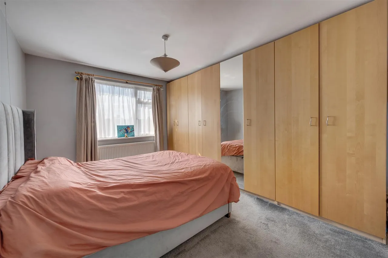 Ballogie Avenue, Neasden, NW10, photo 9