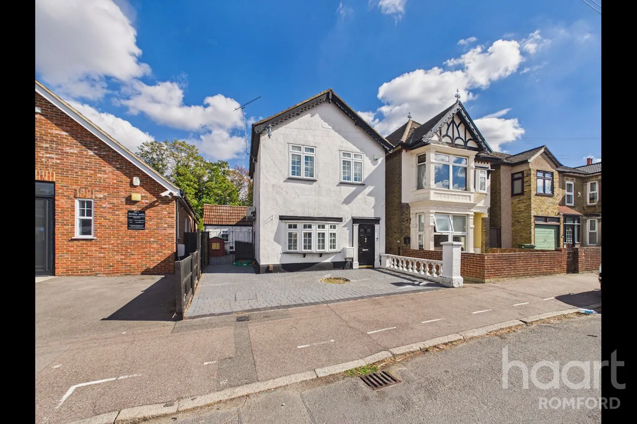 Manor Road, Romford, RM1, photo 31