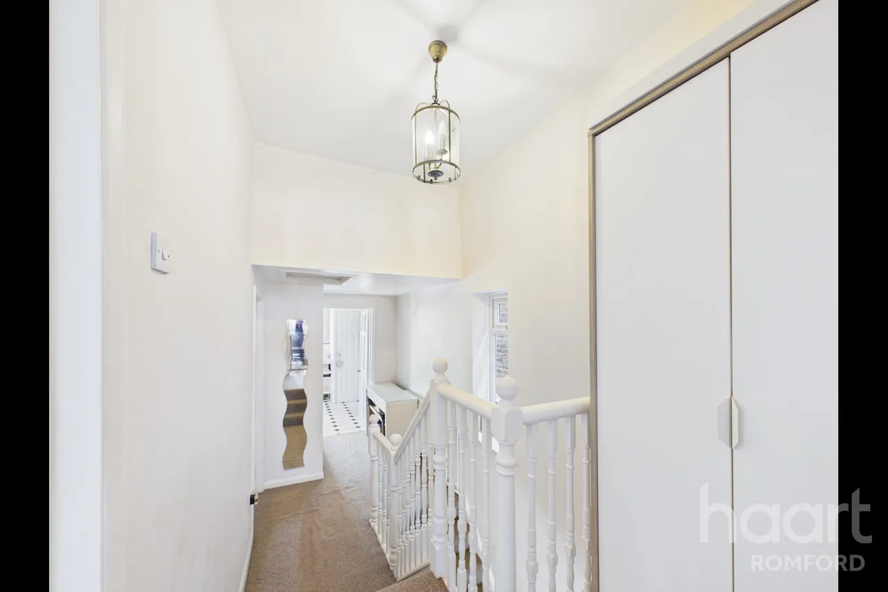Manor Road, Romford, RM1, photo 22