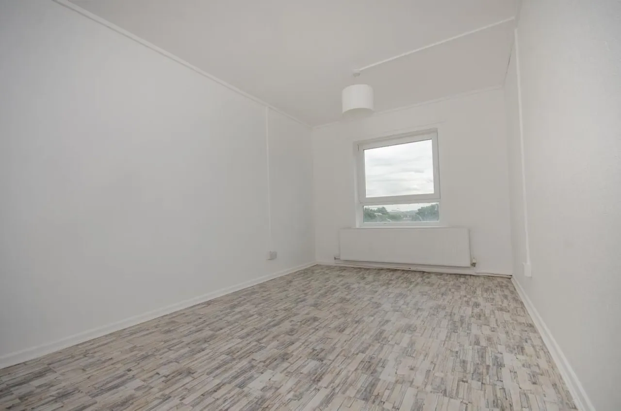 Cleeve Lodge Close, Downend, BS16, photo 5