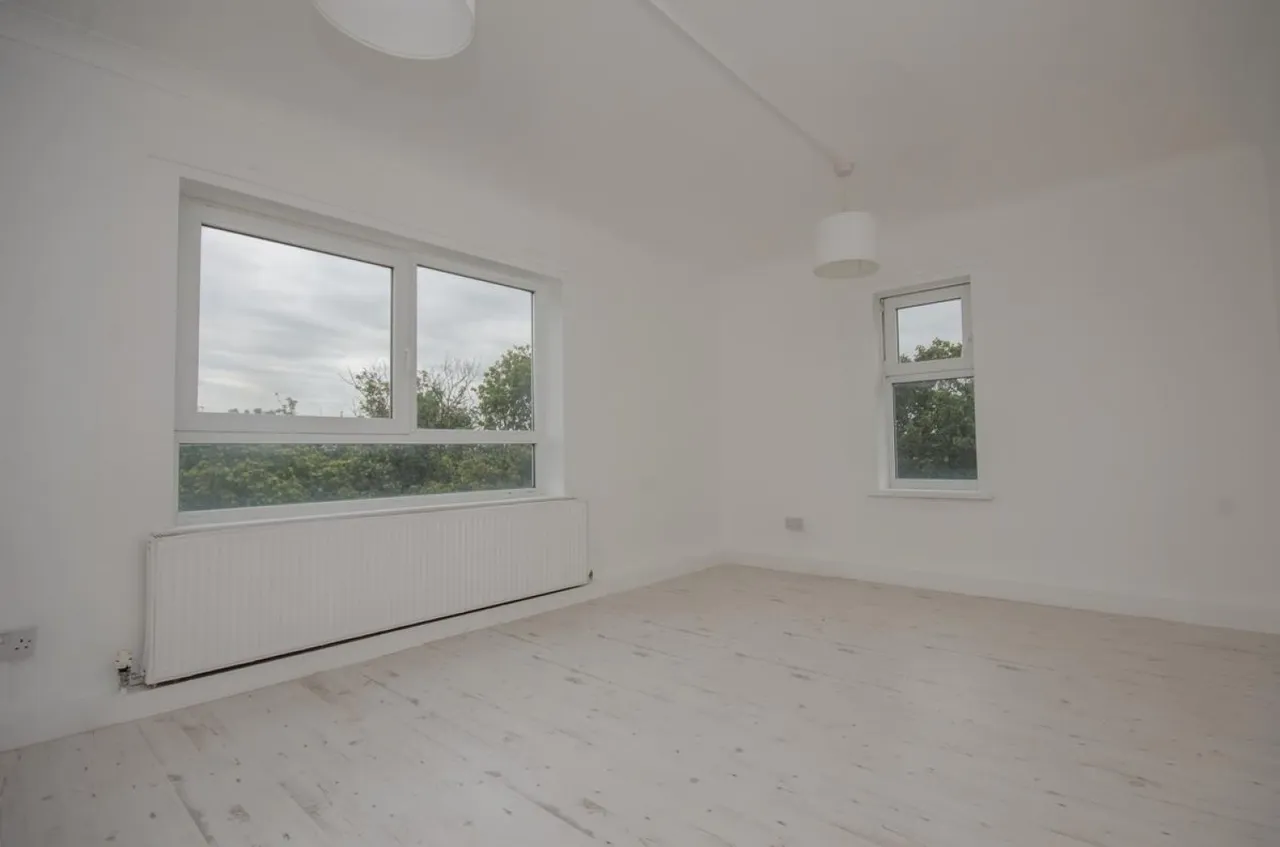 Cleeve Lodge Close, Downend, BS16, photo 2