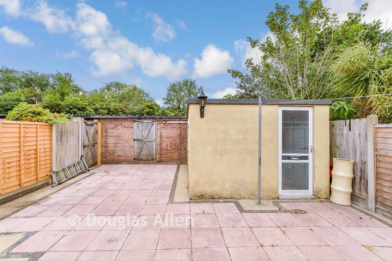 Eastley, Basildon, SS16, photo 12