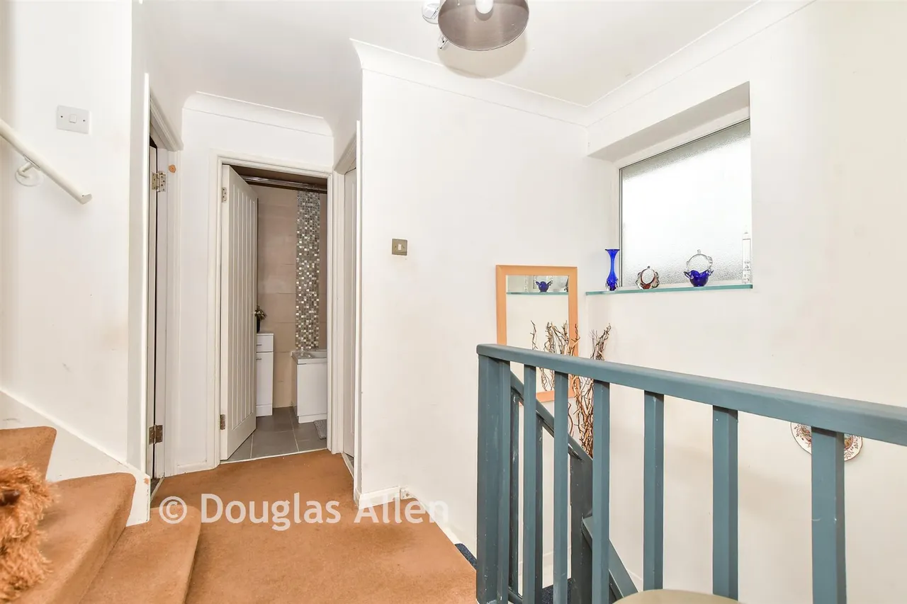 Eastley, Basildon, SS16, photo 6