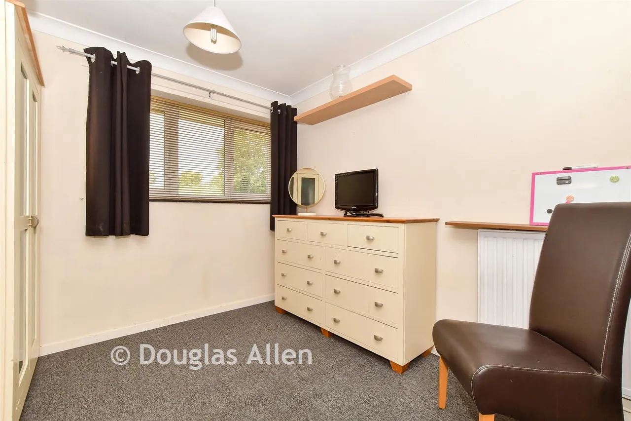 Eastley, Basildon, SS16, photo 8