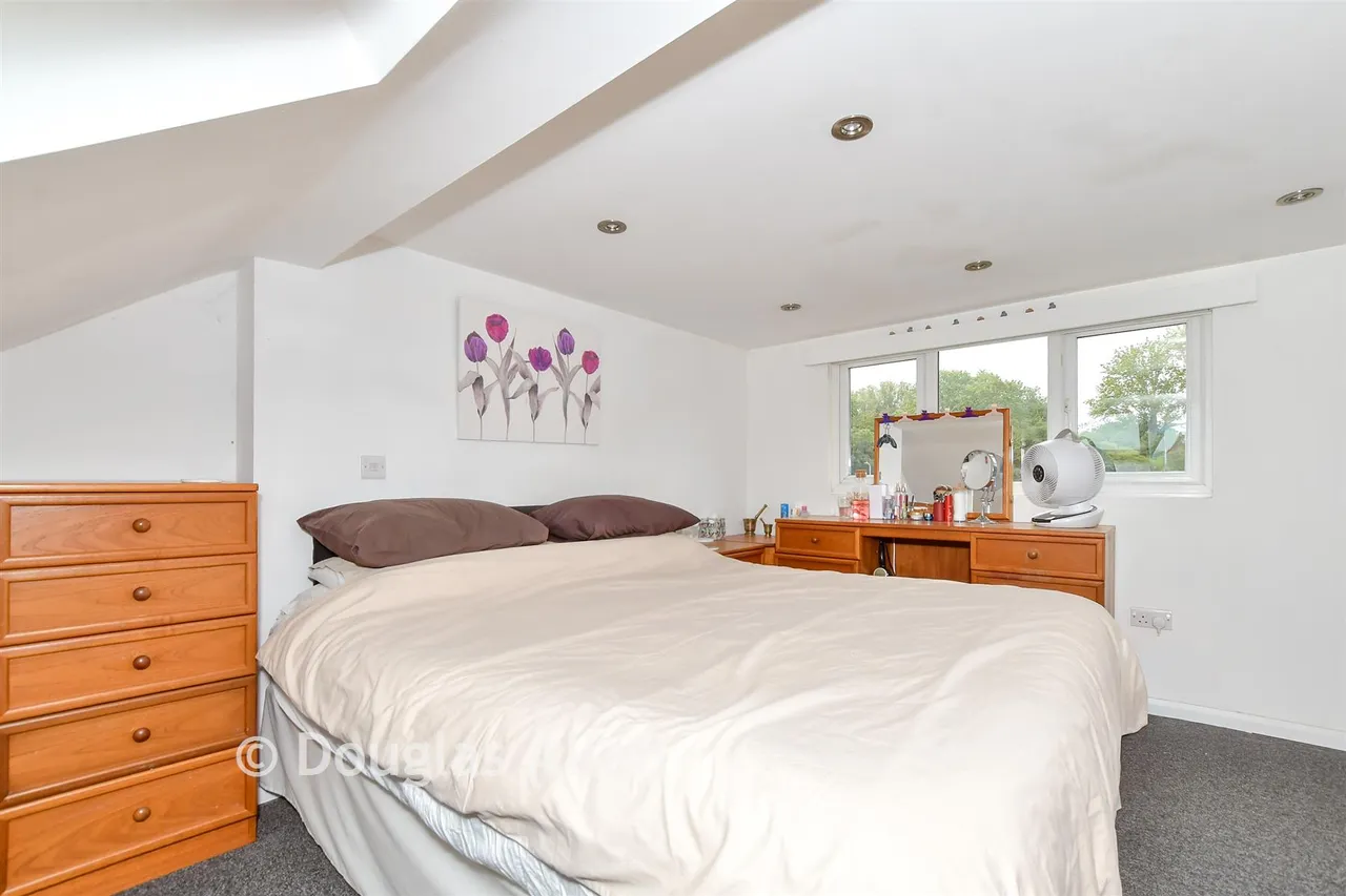 Eastley, Basildon, SS16, photo 10