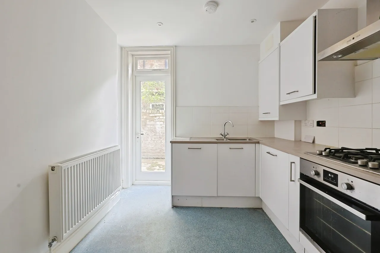 Winders Road, London, SW11, photo 3