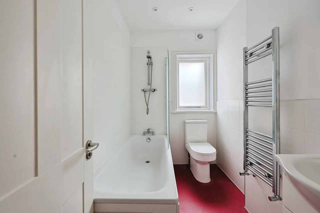 Winders Road, London, SW11, photo 12