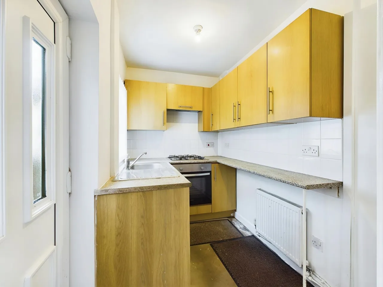 Ormskirk Road, Wigan, WN5, photo 4