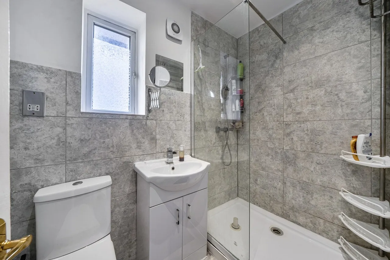 Brookehowse Road, SE6, photo 6