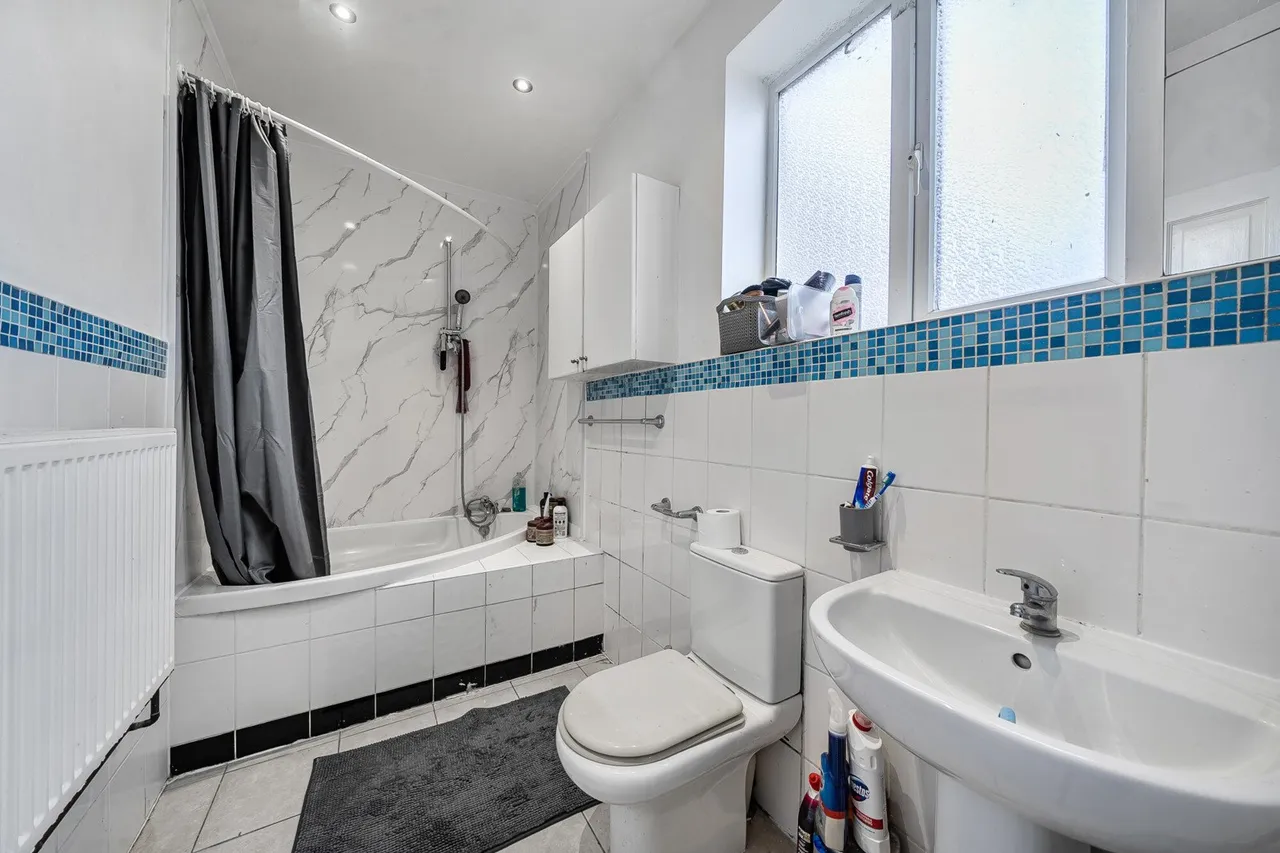 Brookehowse Road, SE6, photo 8