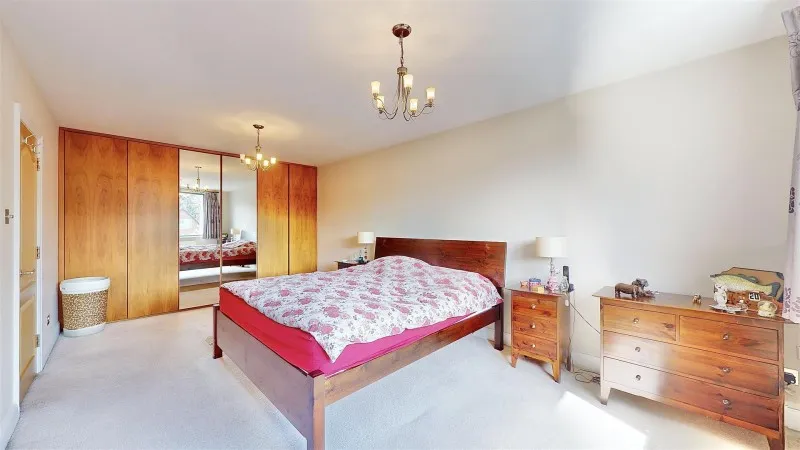 Great West Road, Isleworth, photo 13