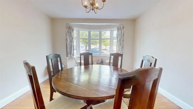 Great West Road, Isleworth, photo 17