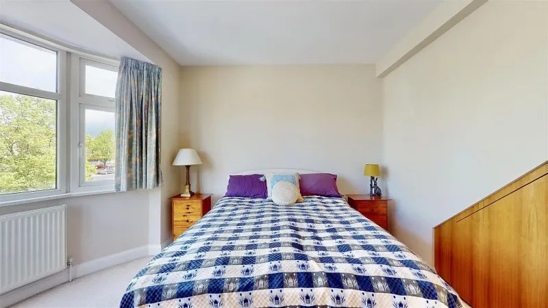 Great West Road, Isleworth, photo 21