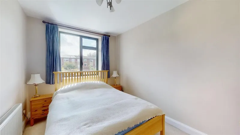 Great West Road, Isleworth, photo 8