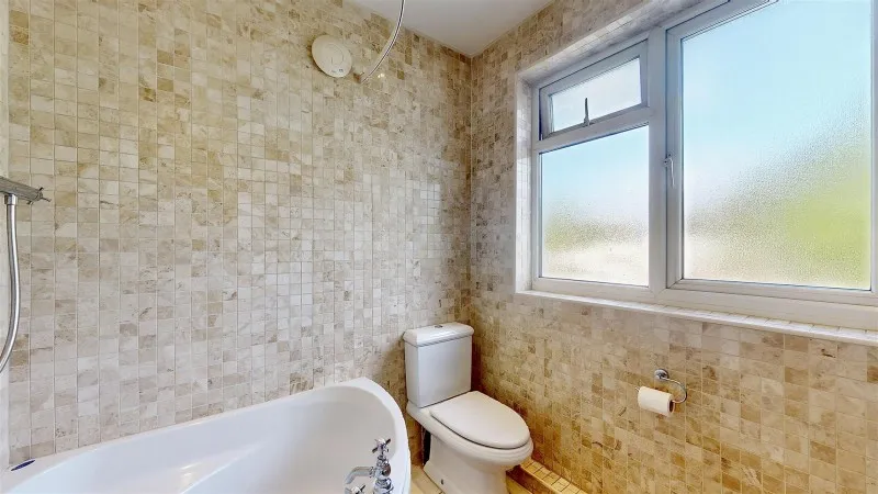 Great West Road, Isleworth, photo 12