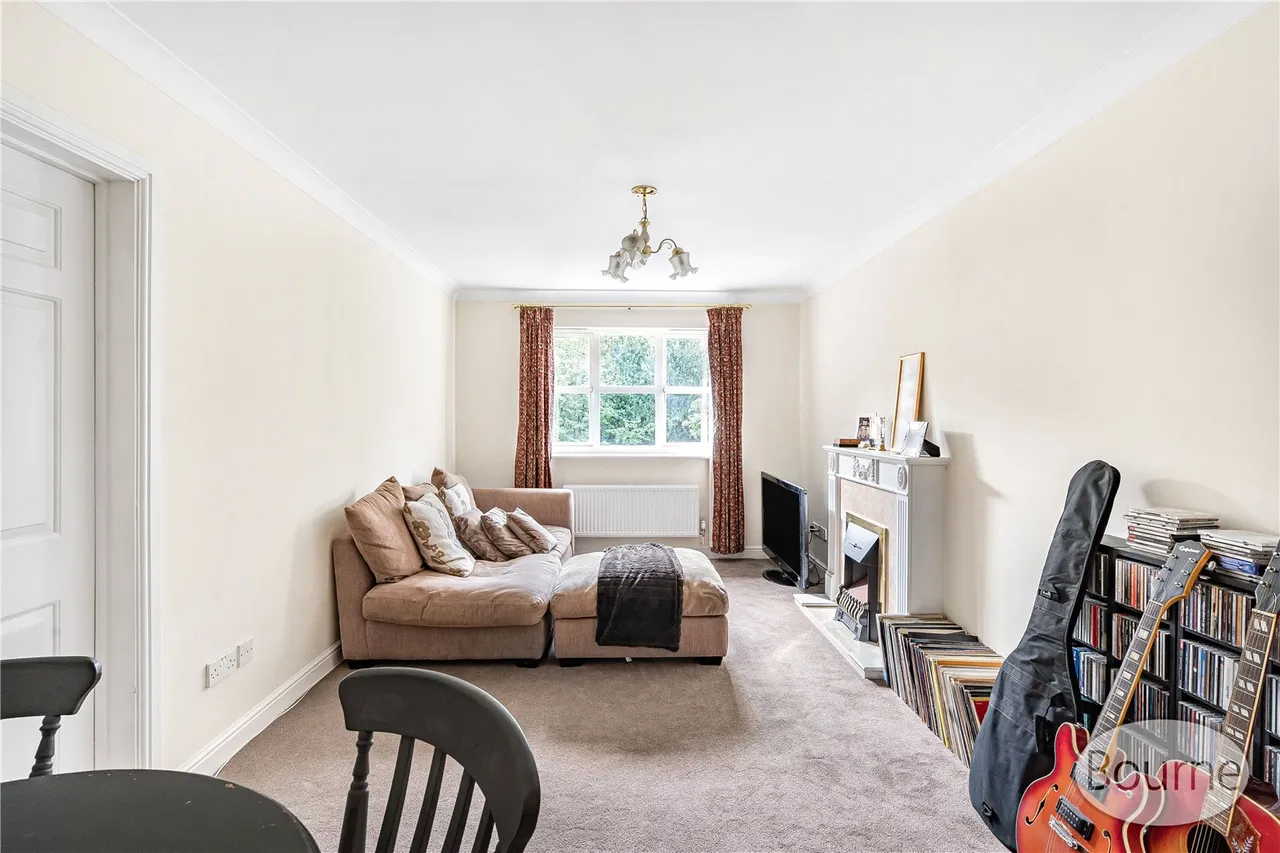 St. Johns Road, St Johns, GU21, photo 4