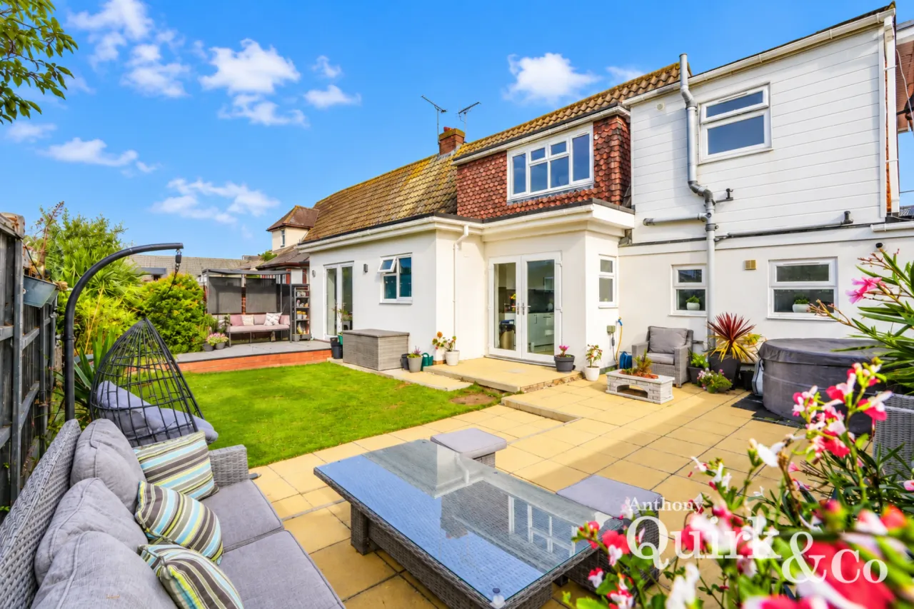 Hallet Road, Canvey Island, SS8, photo 26