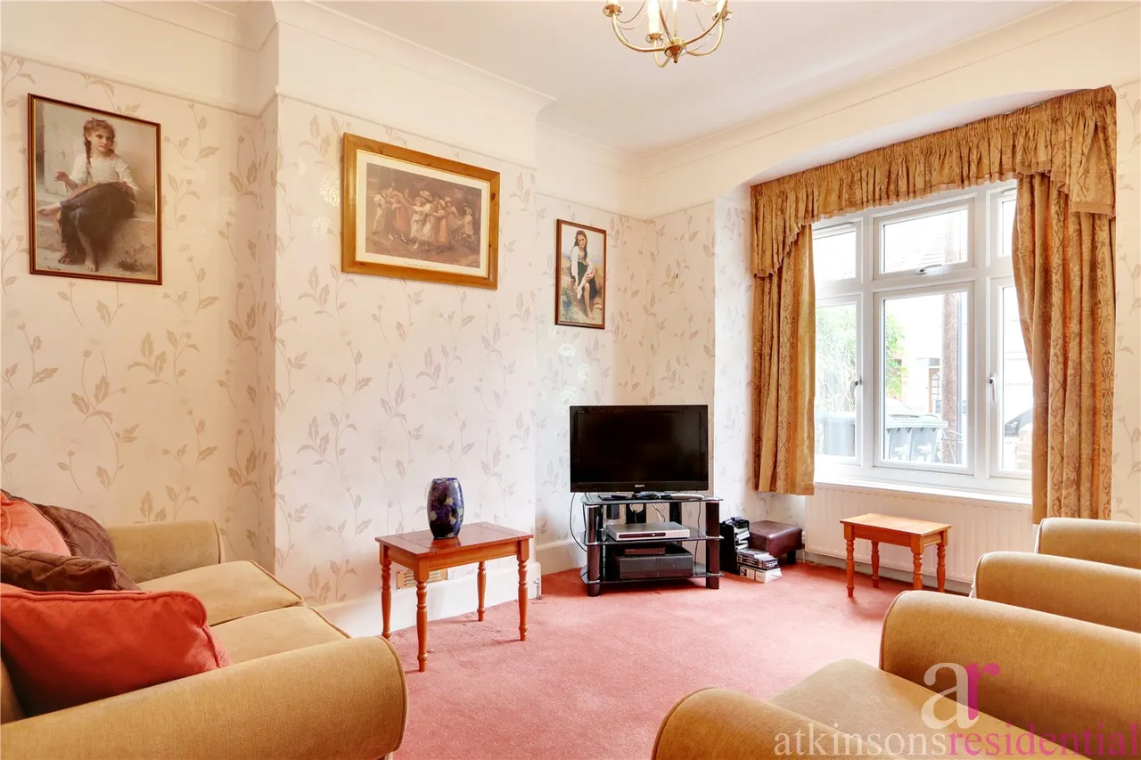 Percival Road, Enfield, Middlesex, EN1 1QX, photo 2