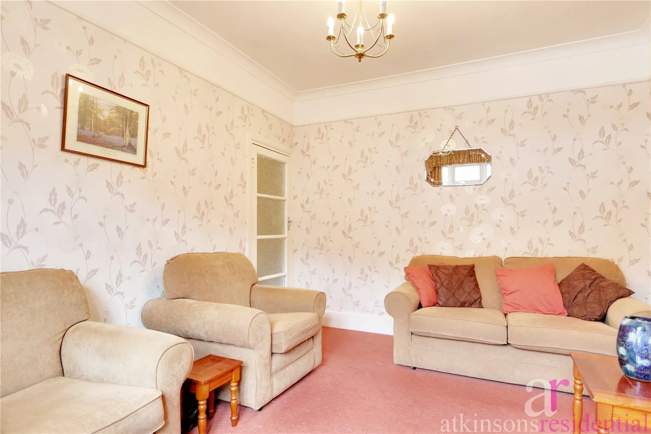 Percival Road, Enfield, Middlesex, EN1 1QX, photo 4