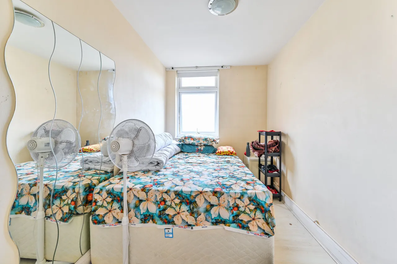11 Burr Close, London, photo 4