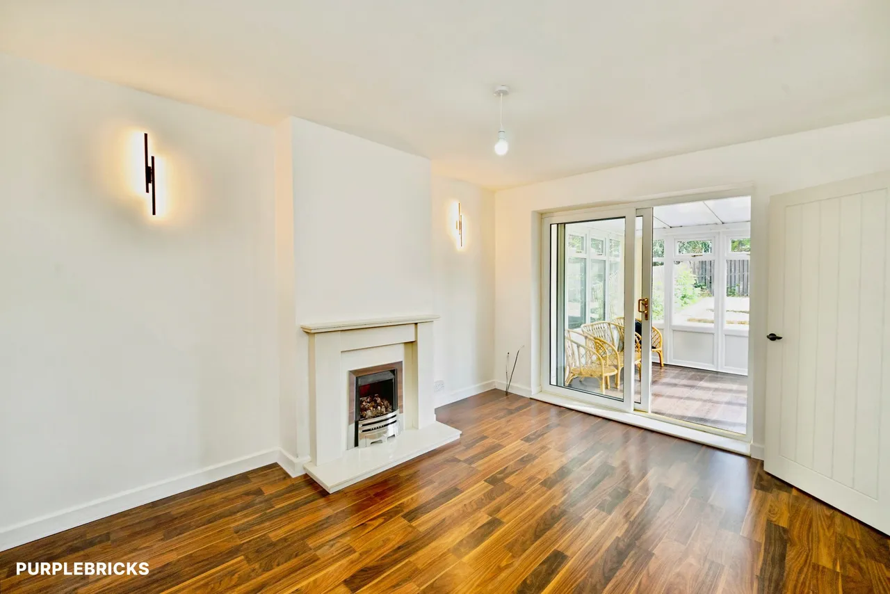 Knowles View, Bradford, BD4, photo 7