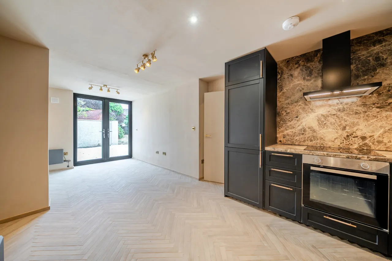 Commonside East, Mitcham, CR4, photo 4