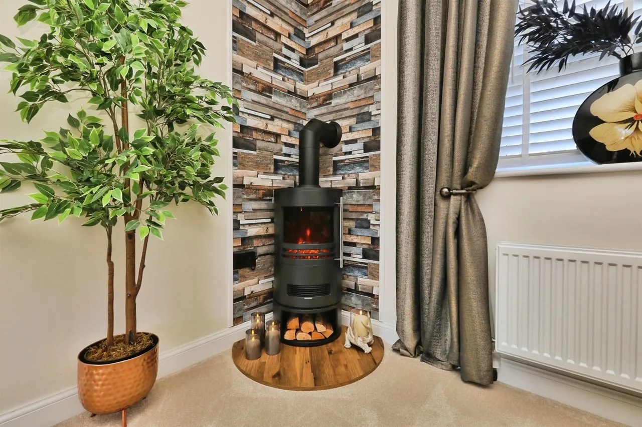 Revill Road, Langold, S81, photo 3