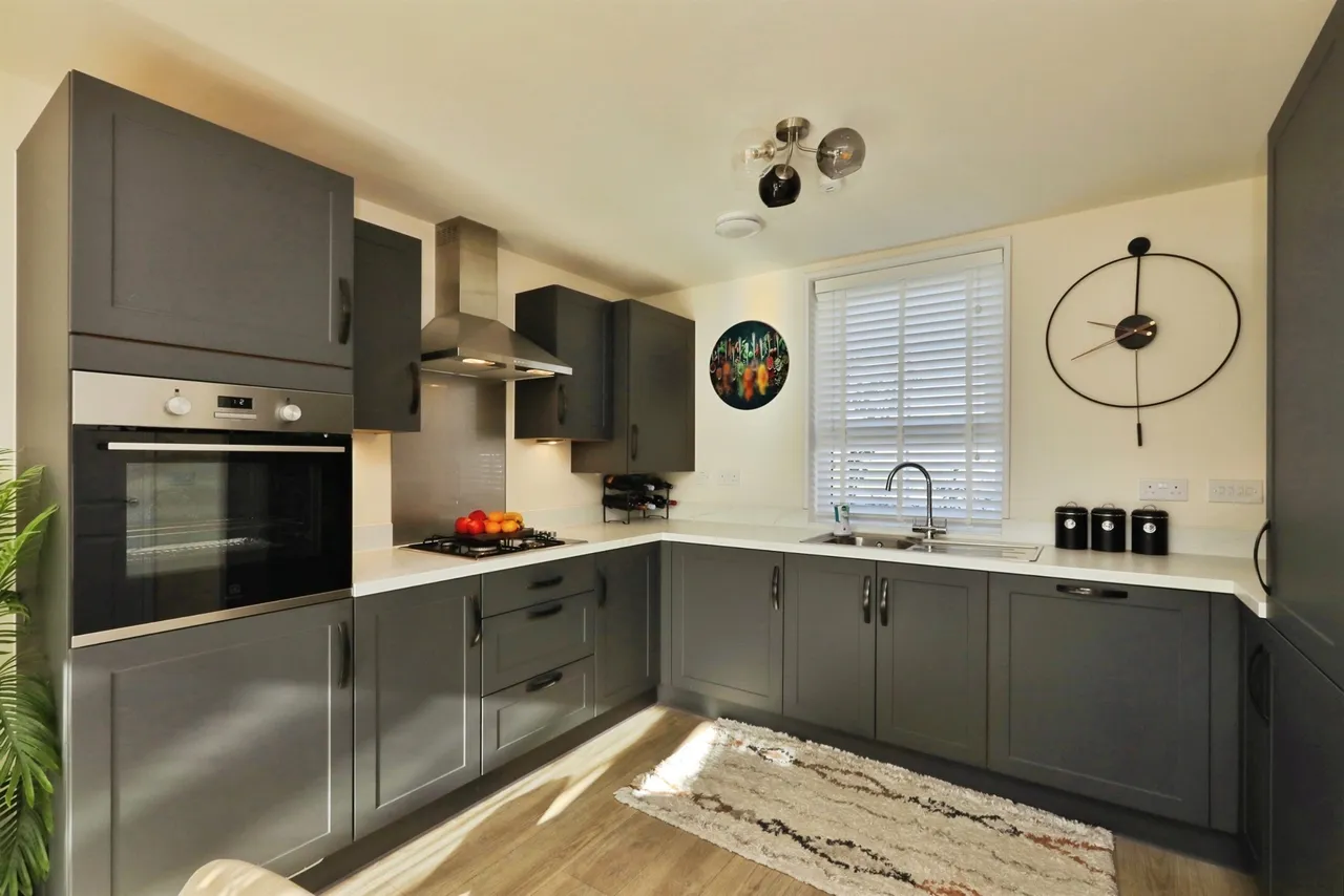 Revill Road, Langold, S81, photo 4