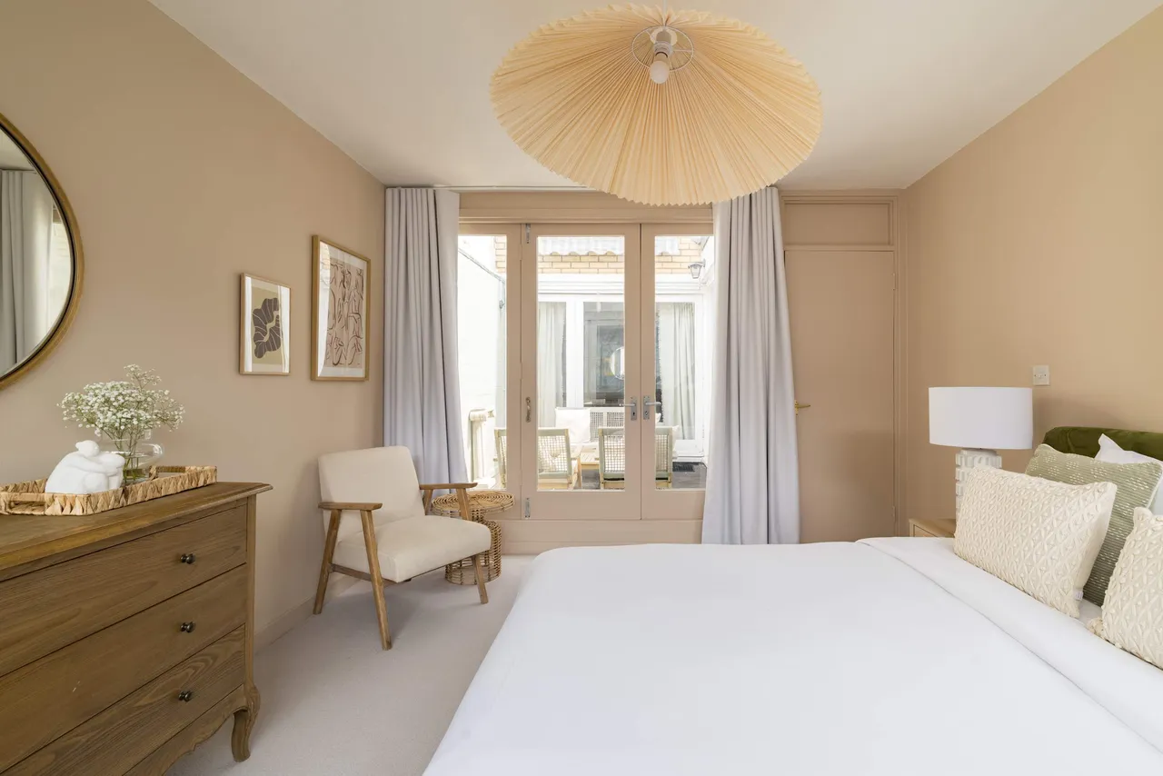 Porchester Square, W2, photo 6
