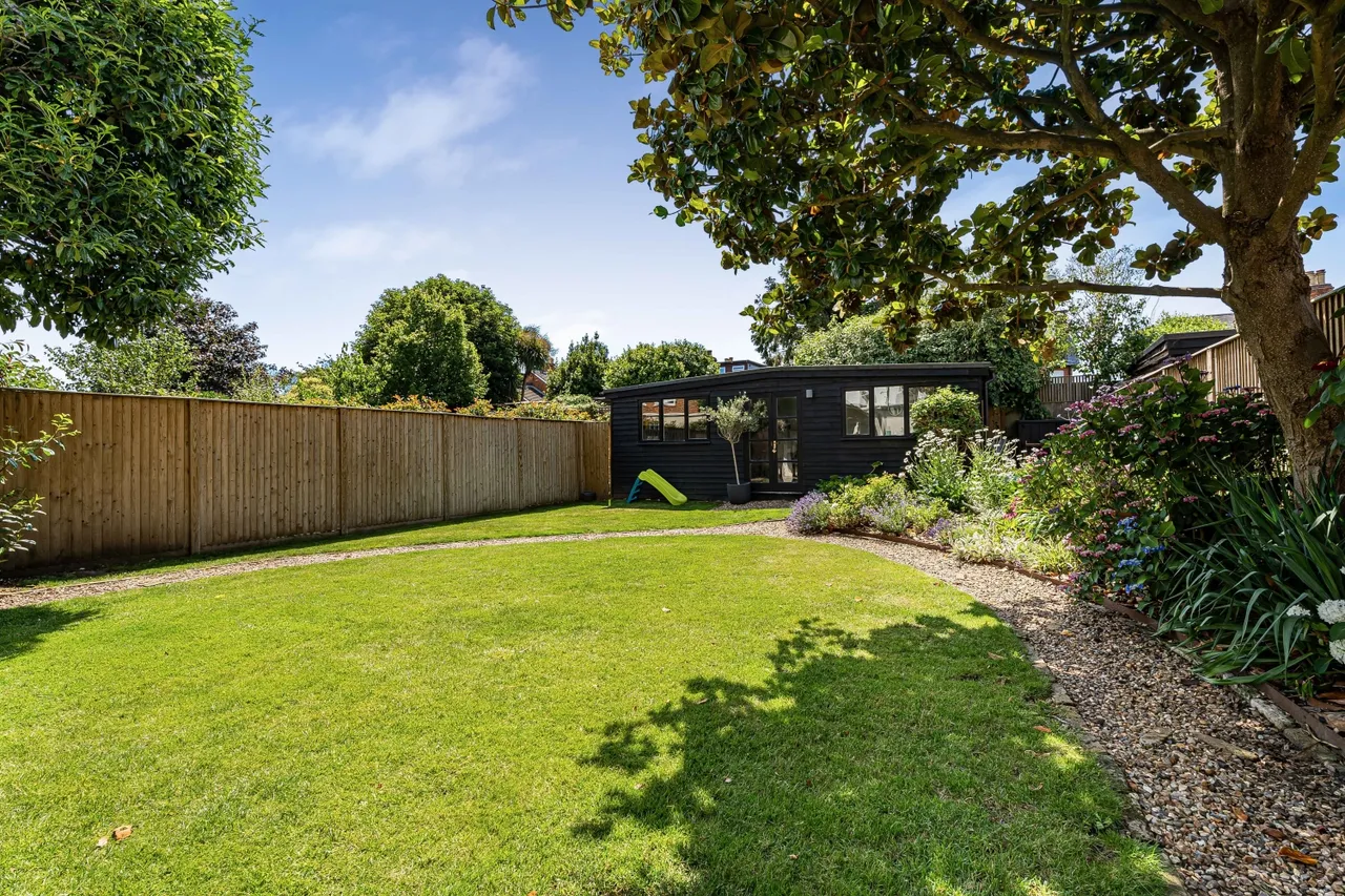 Queens Road, Surrey Egham, TW20, photo 18