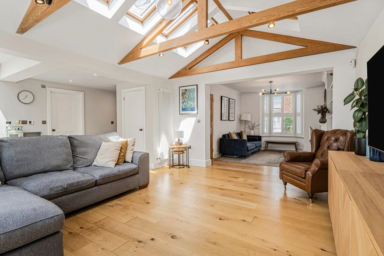 Queens Road, Surrey Egham, TW20, photo 11