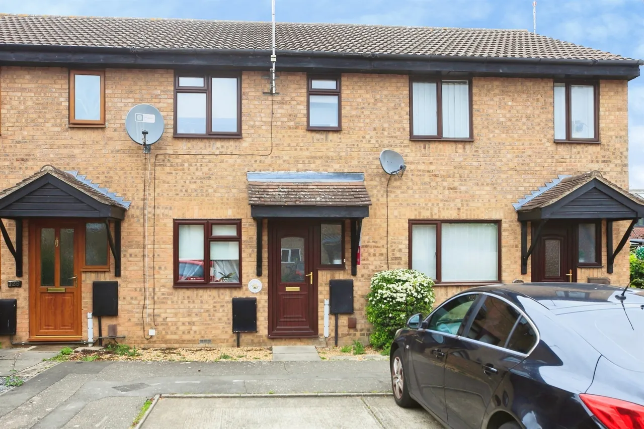 2 bed house for sale, Stagshaw Drive, Peterborough, PE2
