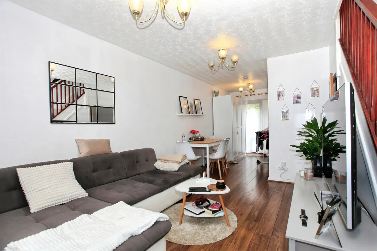 Stagshaw Drive, Peterborough, PE2, photo 3