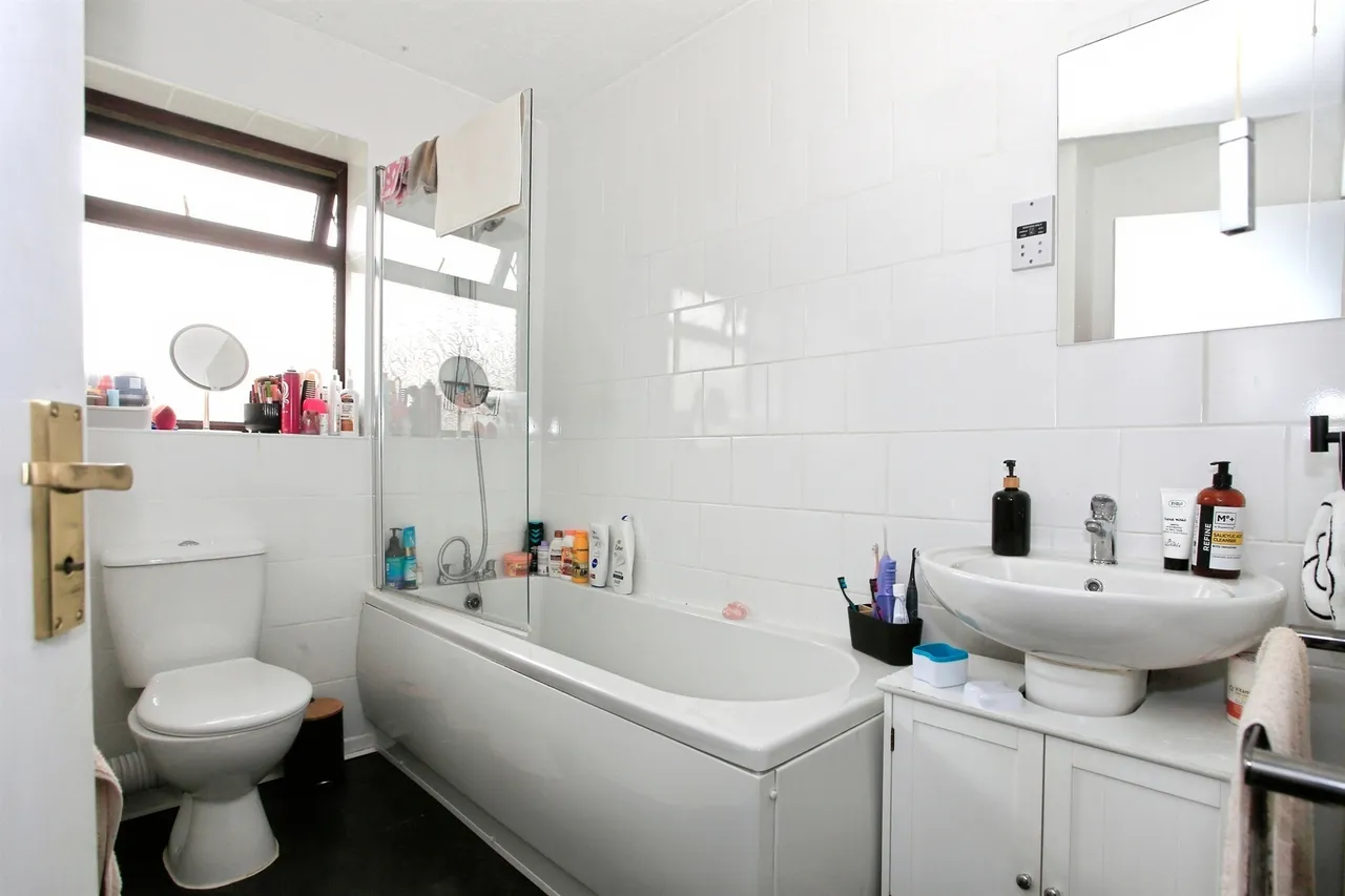 Stagshaw Drive, Peterborough, PE2, photo 10