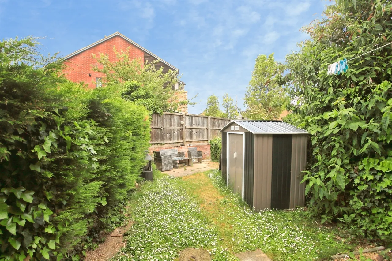 Stagshaw Drive, Peterborough, PE2, photo 11