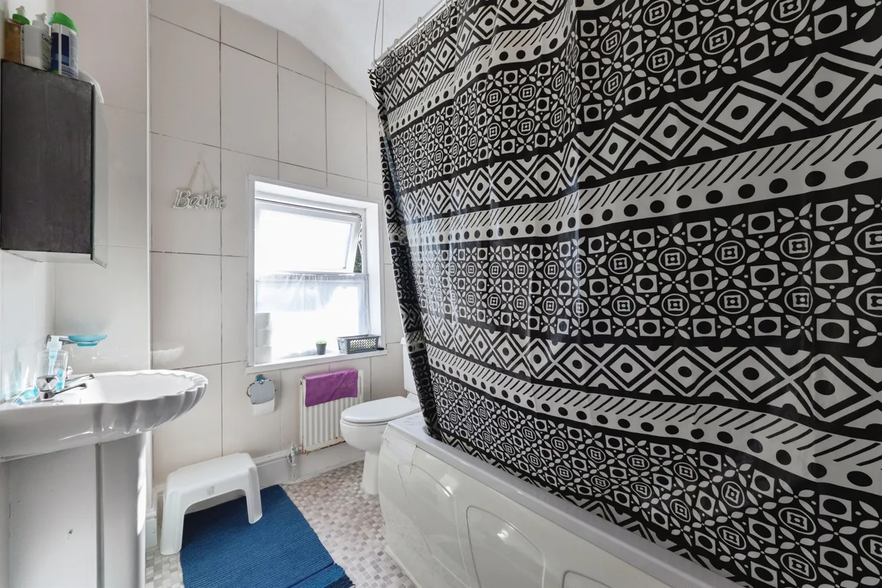 Percy Road, Birmingham, B11, photo 17