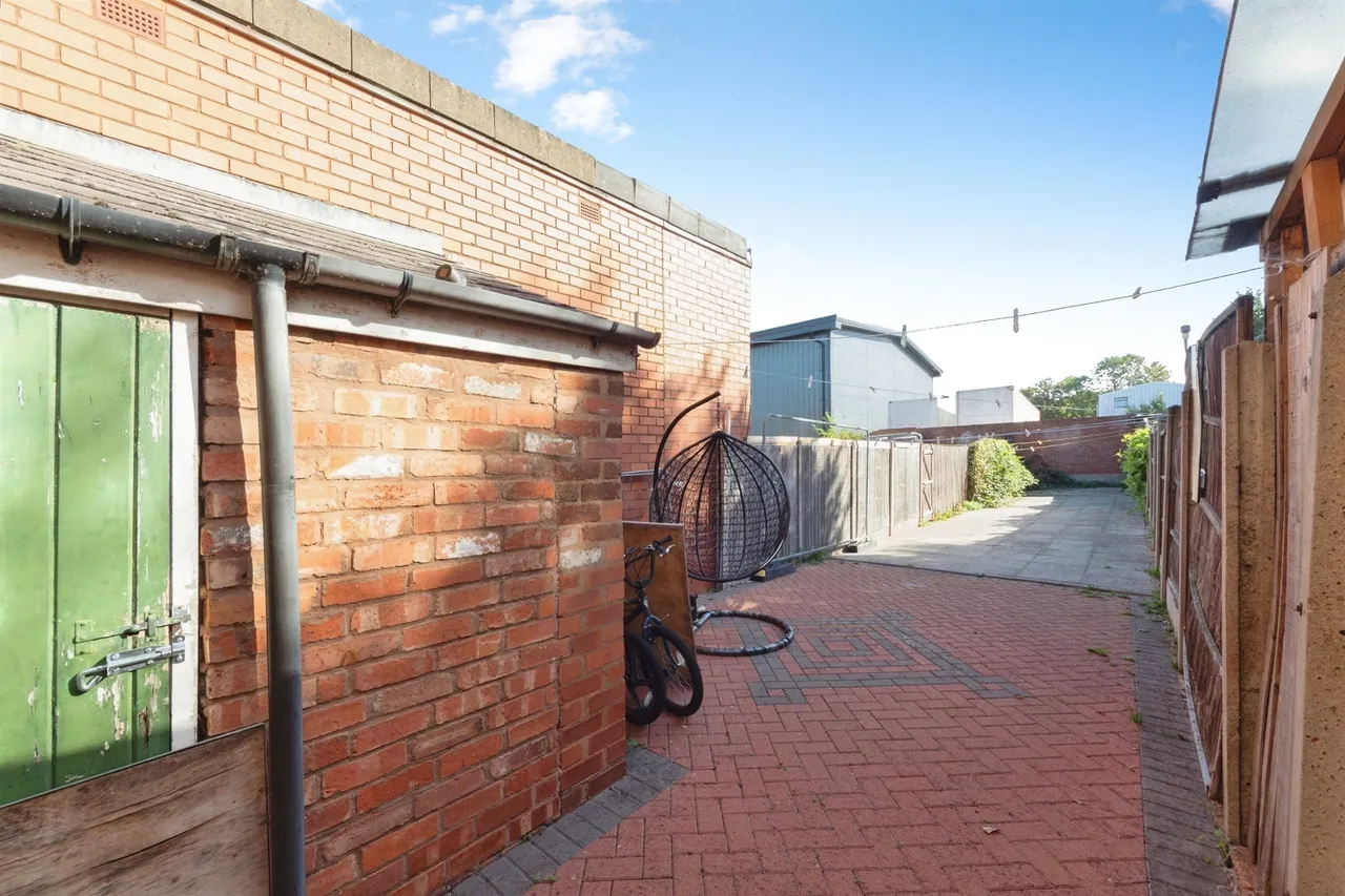 Percy Road, Birmingham, B11, photo 18