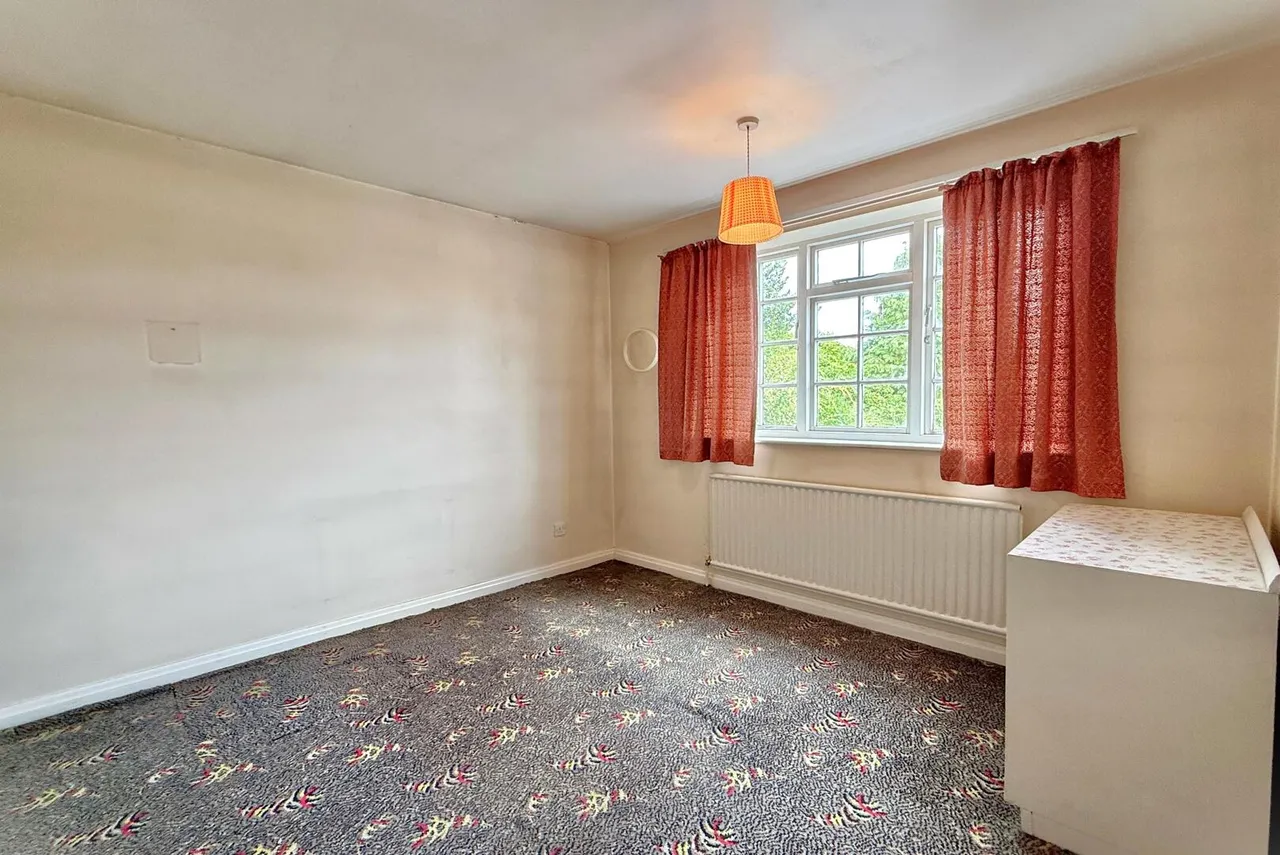 Linden Drive, Oldswinford, Stourbridge, photo 22