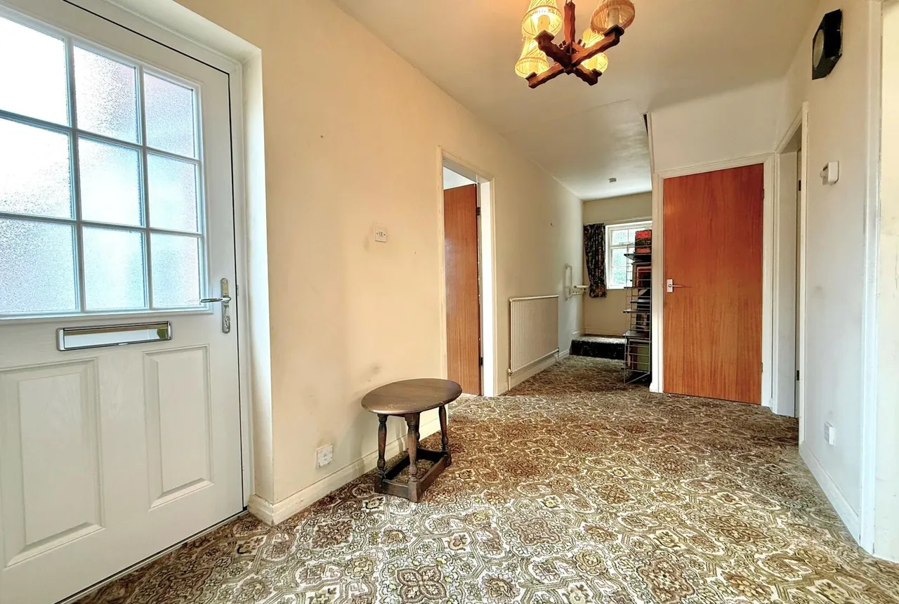 Linden Drive, Oldswinford, Stourbridge, photo 14