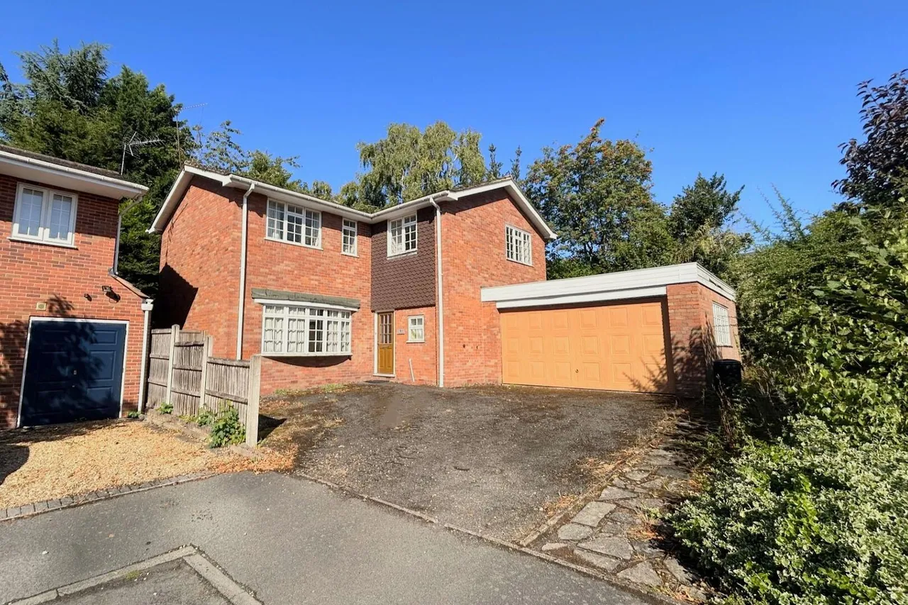 Linden Drive, Oldswinford, Stourbridge, photo 28