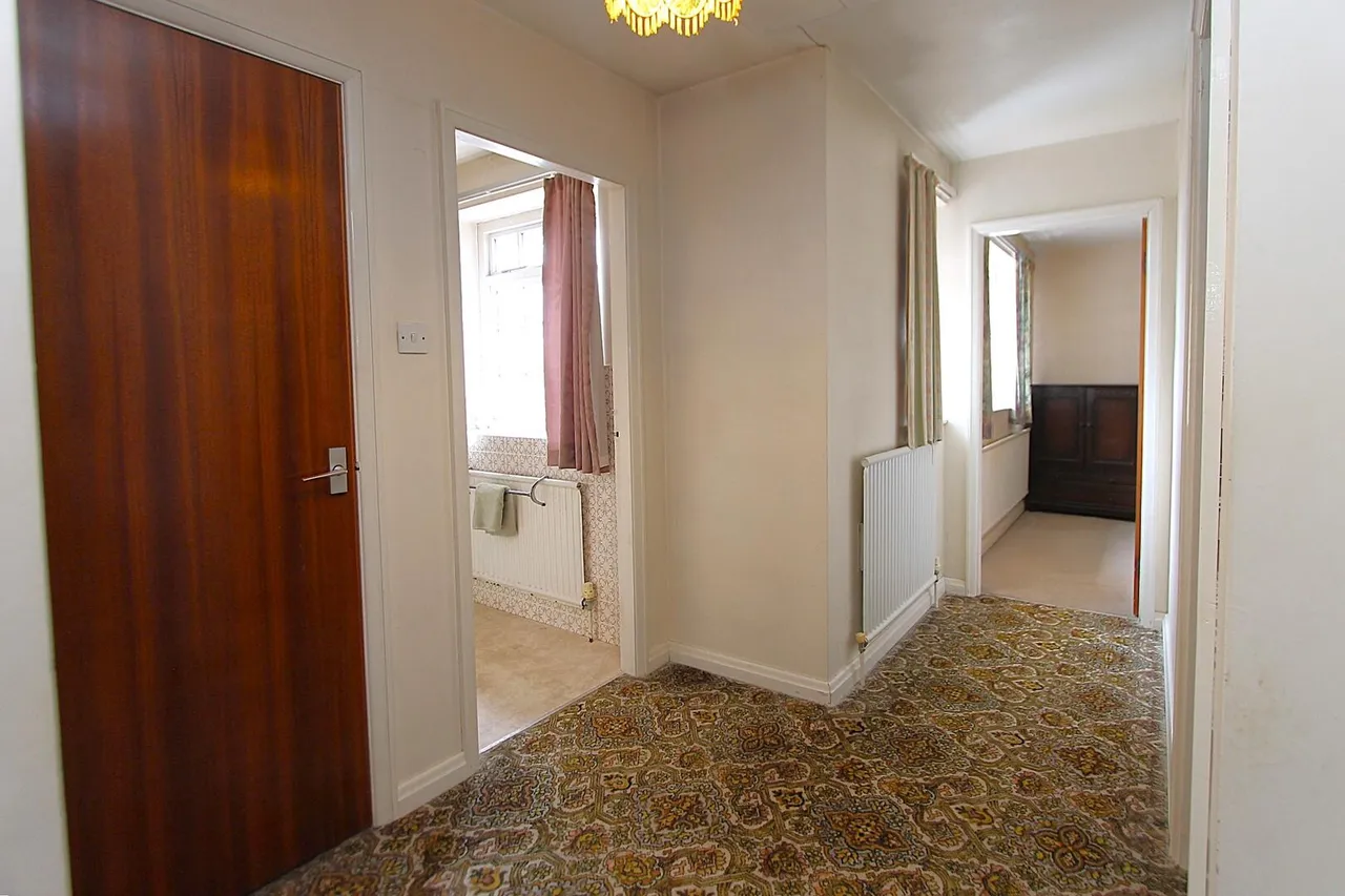 Linden Drive, Oldswinford, Stourbridge, photo 16